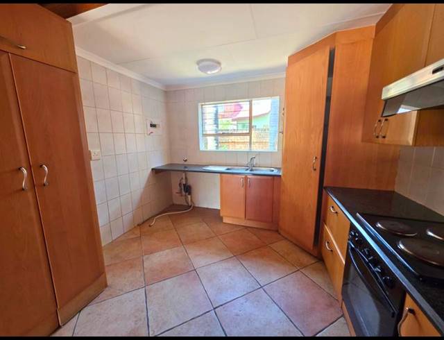 4 BEDROOM CLUSTER FOR SALE IN ALLEN GROVE